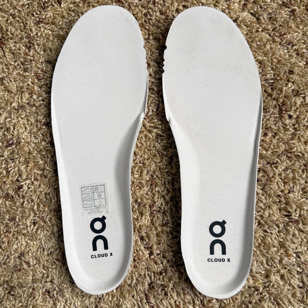 On Women's Cloud X 3 Running Shoes, Savannah/Frost, Size 9 - Picture 6 of 13